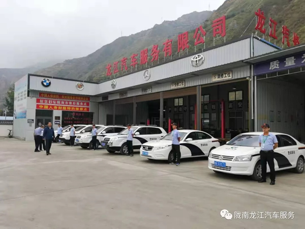 金錘鈑金，銀槍噴漆！龍江汽修值得信賴！
